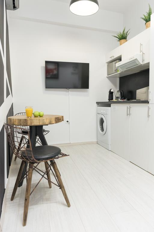 Acropolis Cozy Studio By Livin Urbban Афины Экстерьер фото
